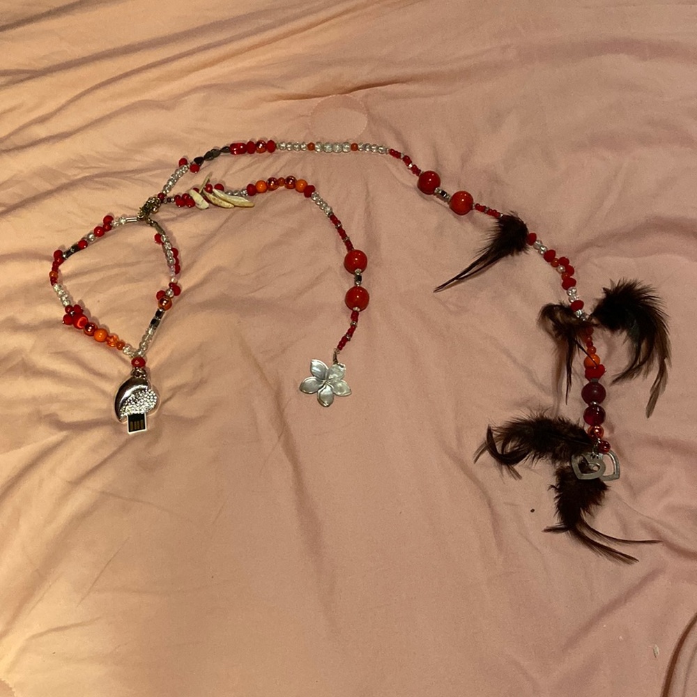 Hand beaded choker w ivy love music on decorative usb